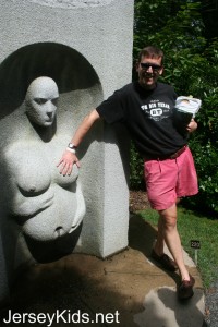Here's a sculpture my husband liked. He said "I'm sure I'm not the first guy to have done this."