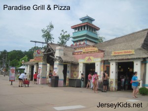 Paradise Grill and Pizza, typical of the buildings and decor at Hurricane Harbor.