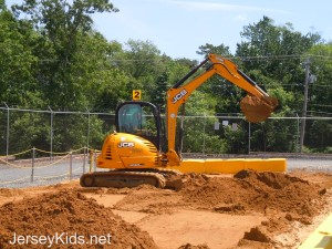 Diggerland has a variety of diggers that kids and adults can operate. This is the big digger.